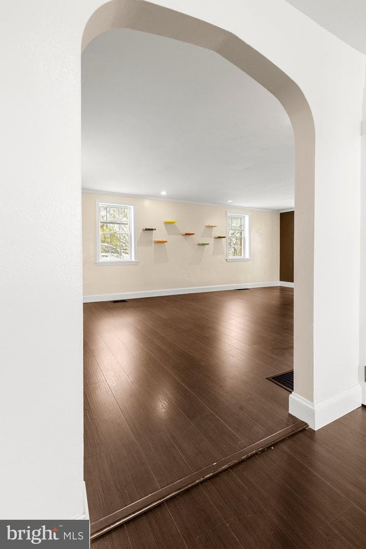 1377 Apple Street photo 13