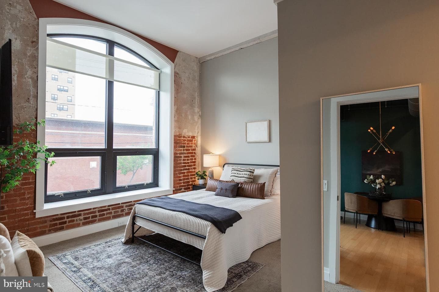 41 W Lemon Street #206 photo 33
