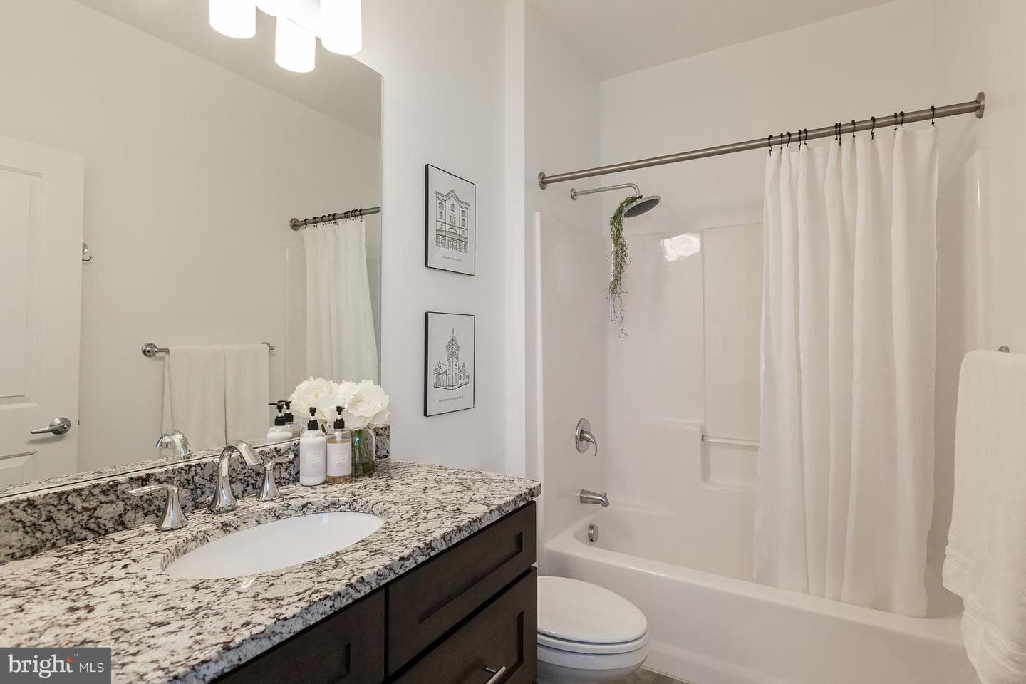 41 W Lemon Street #206 photo 44