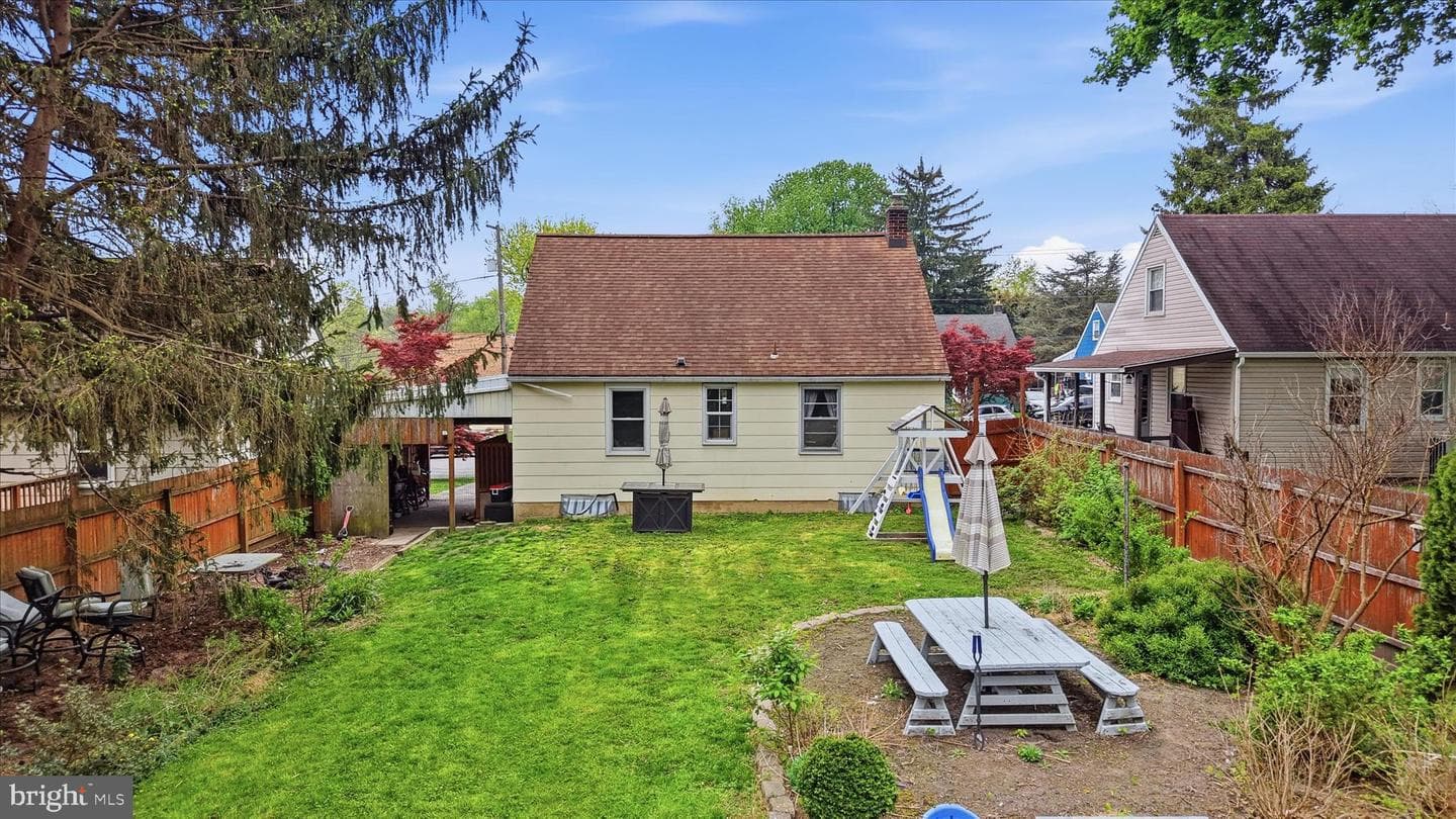 809 S 15th Street photo 30