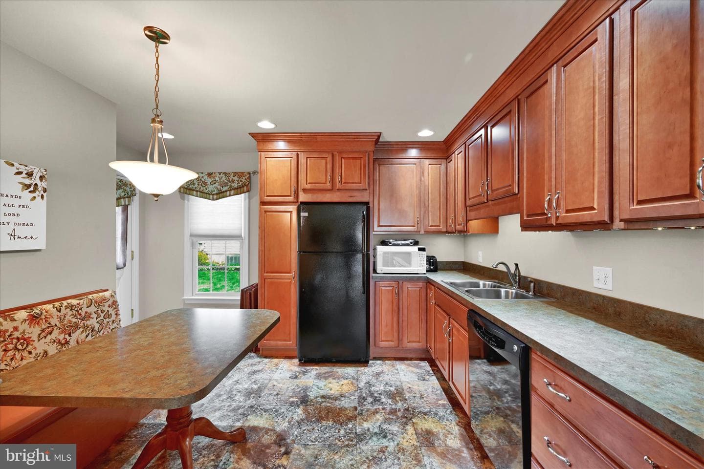1840 Krystle Drive photo 35
