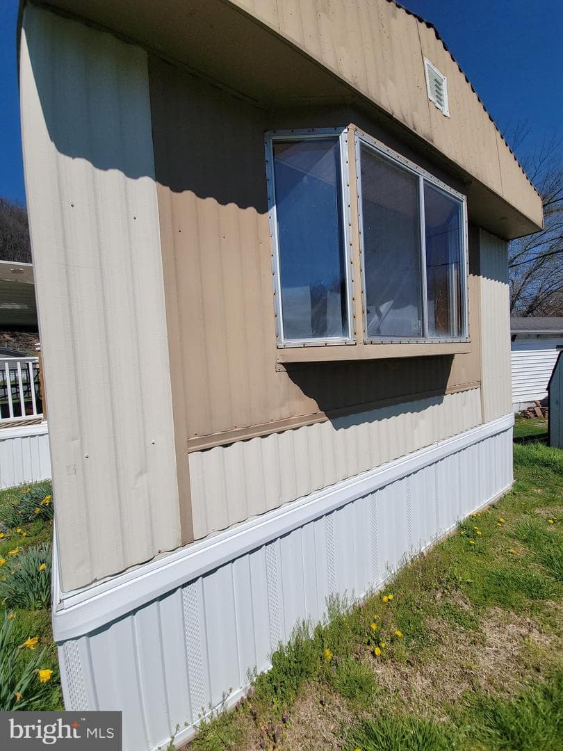 15 Parkview Drive photo 3