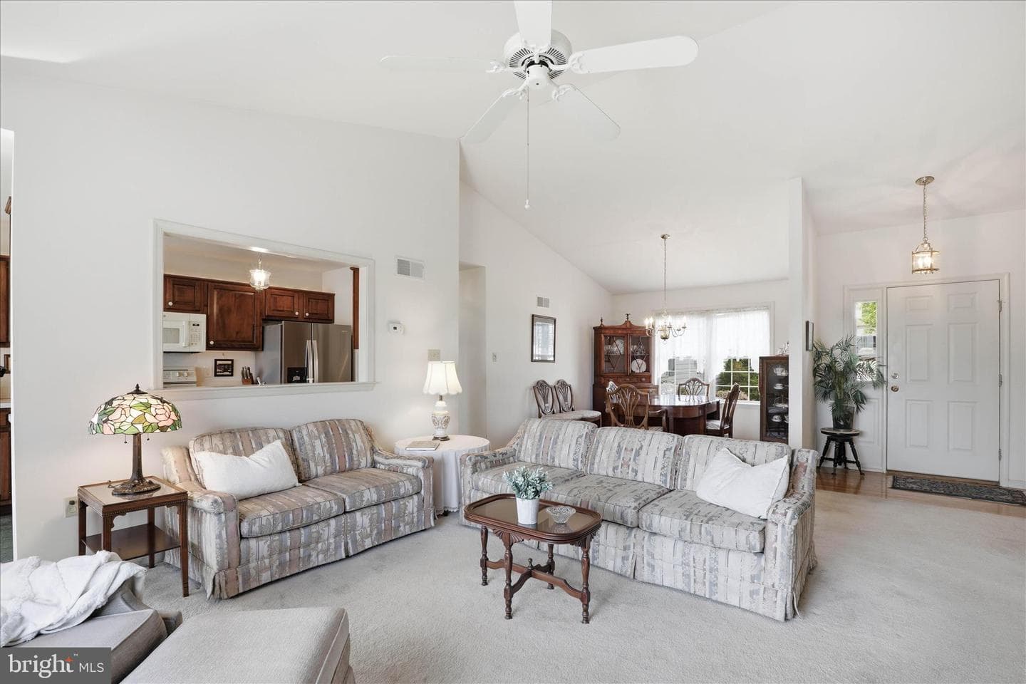 3640 Falcon Court photo 3