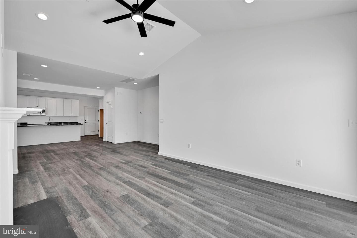 236 Pilgrim Drive photo 6