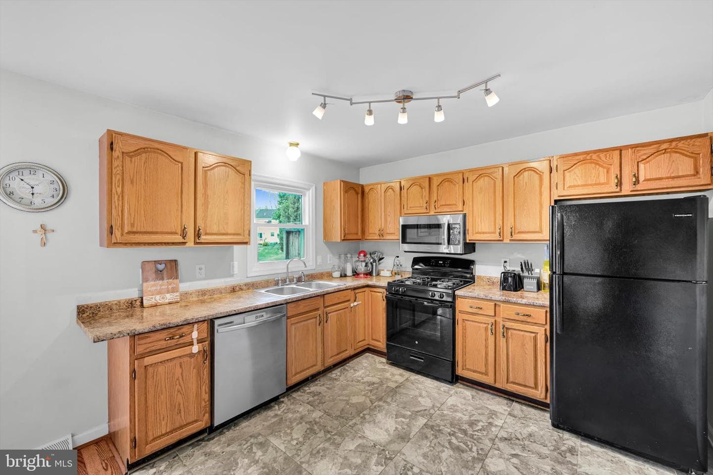 61 Brookfield Road photo 14