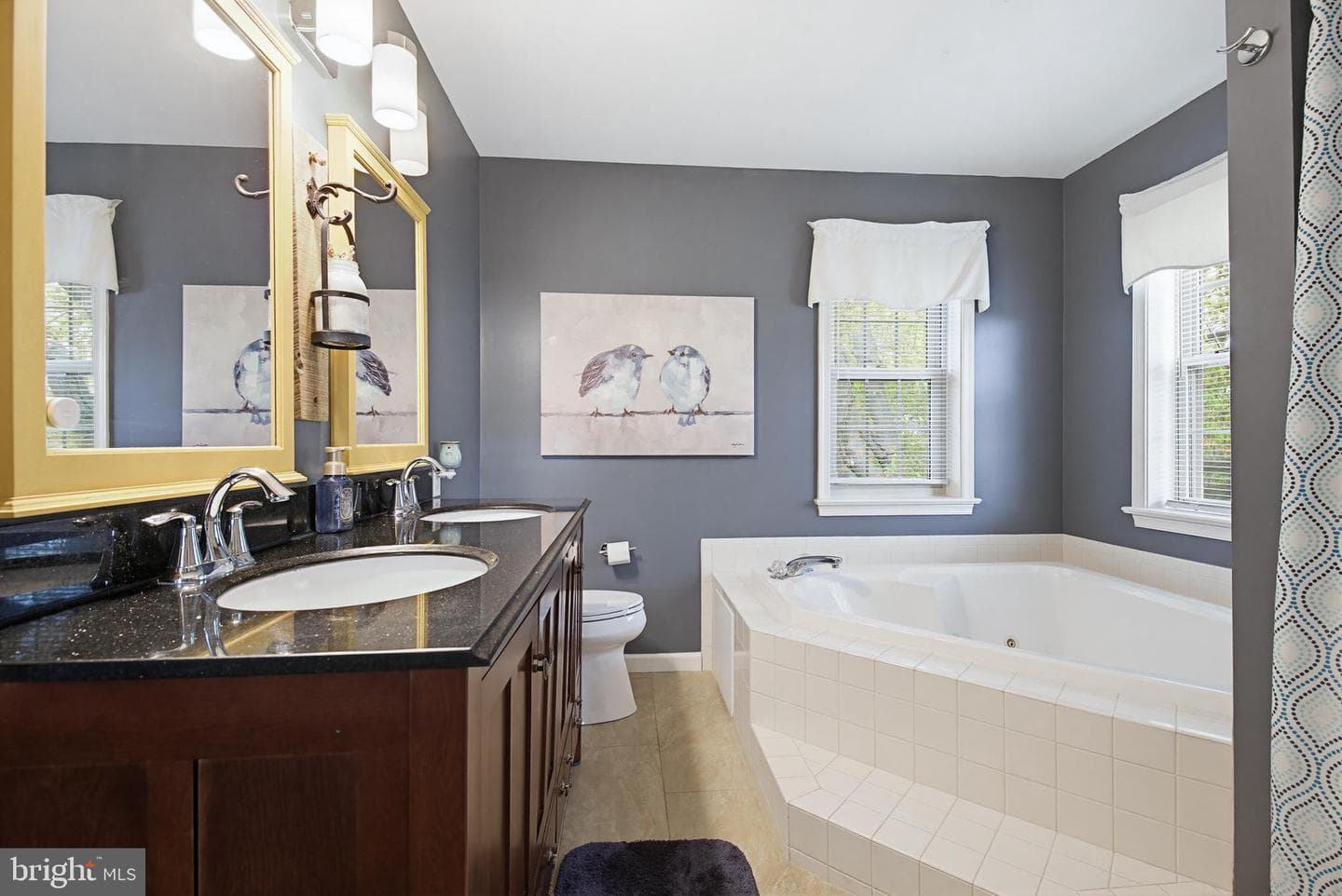 7 Thornhill Lane photo 23