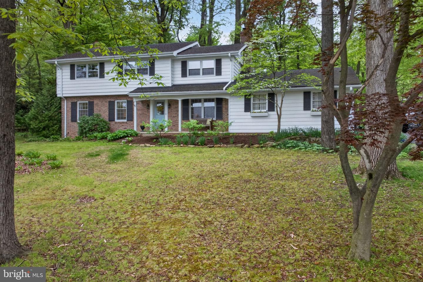 979 Nissley Road photo 2