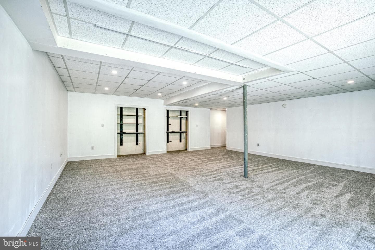 344 W Charlotte Street photo 35