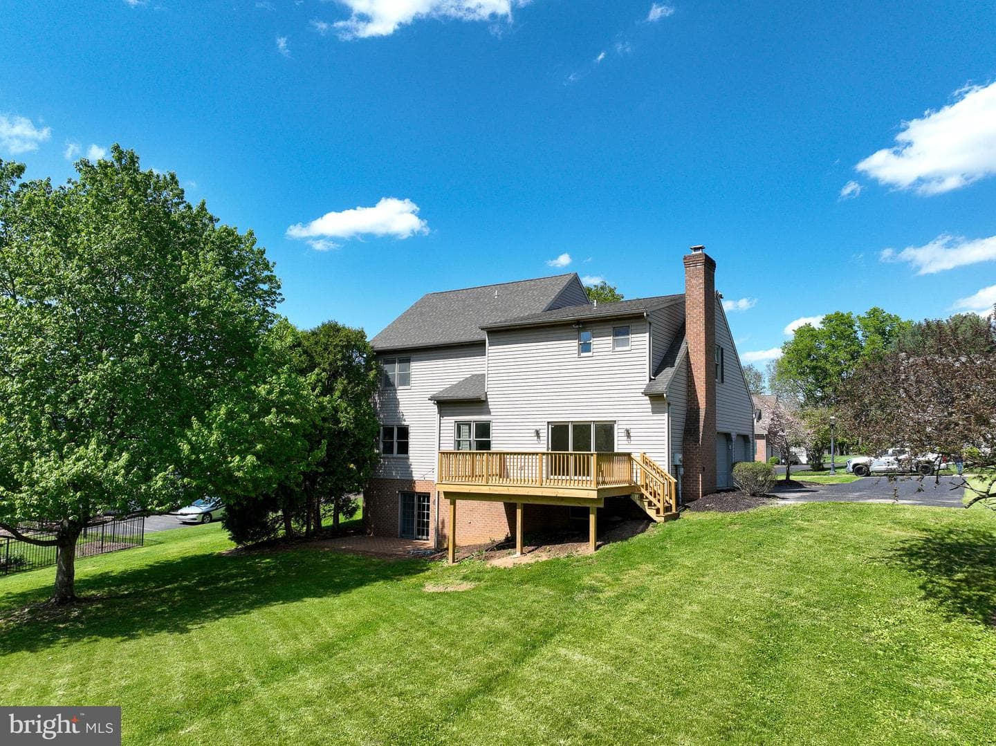 344 W Charlotte Street photo 46