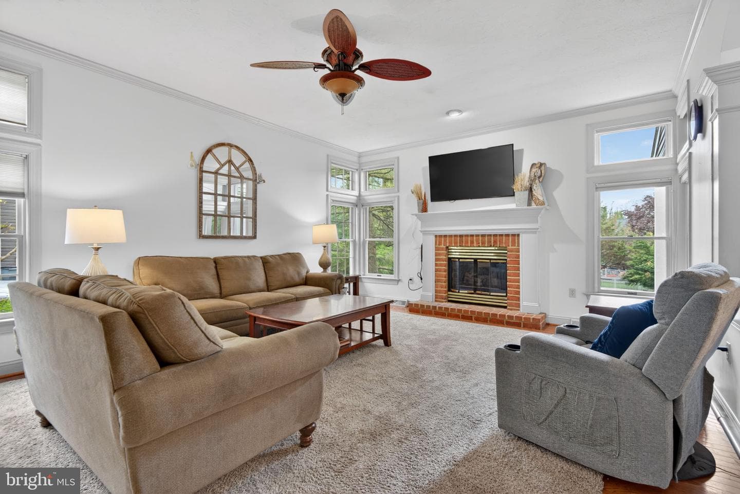 209 Heatherstone Way photo 13