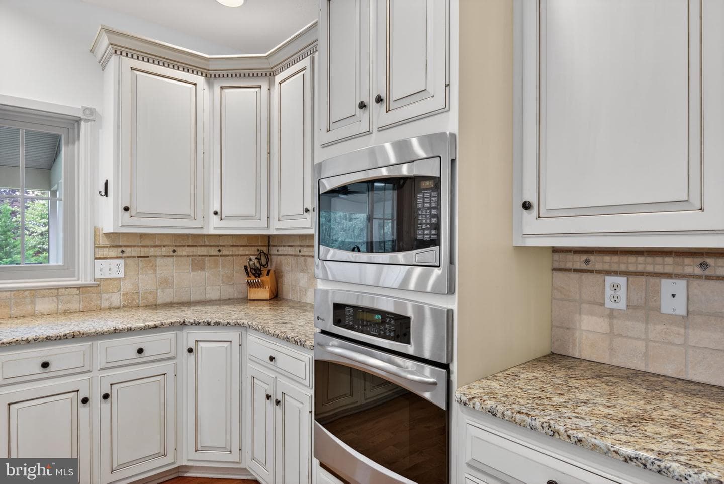 209 Heatherstone Way photo 24