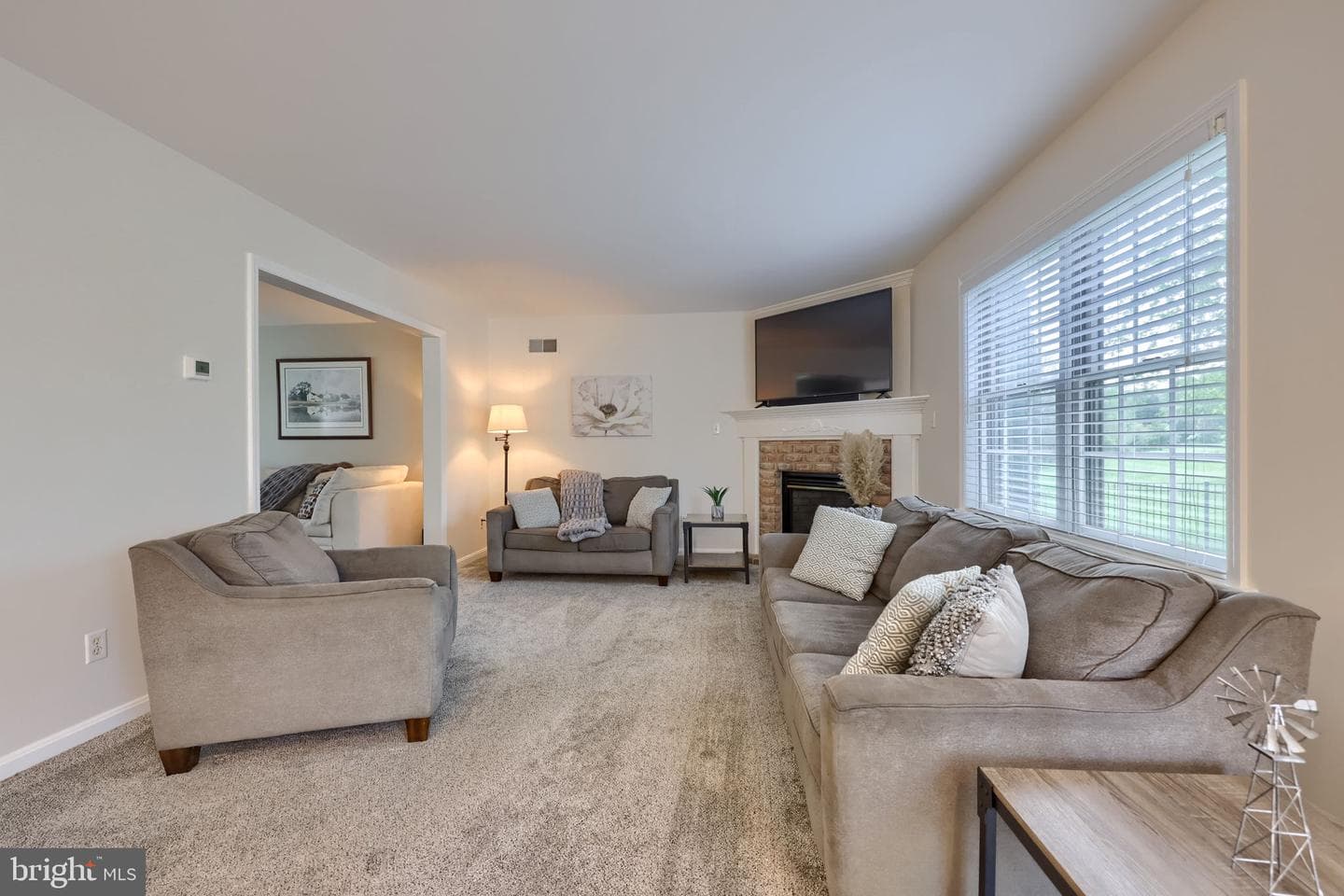 2462 Carriage Drive photo 14