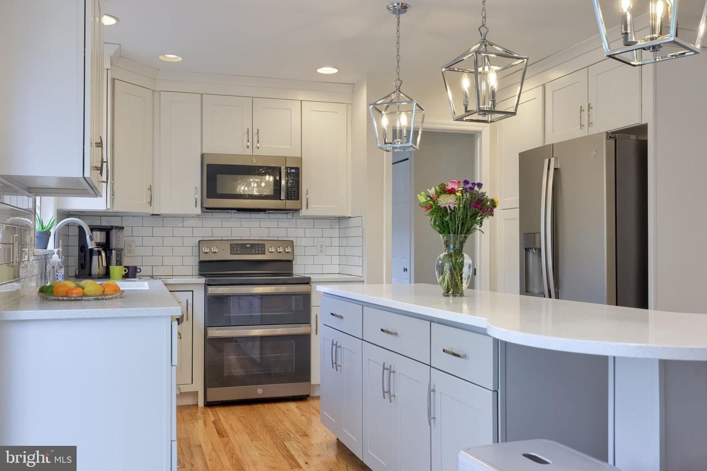 2462 Carriage Drive photo 24
