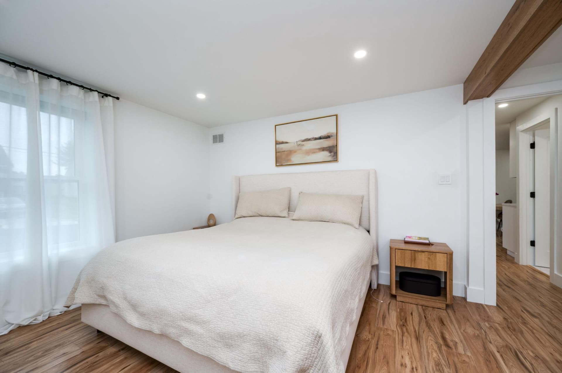 520 Elm Street photo 14