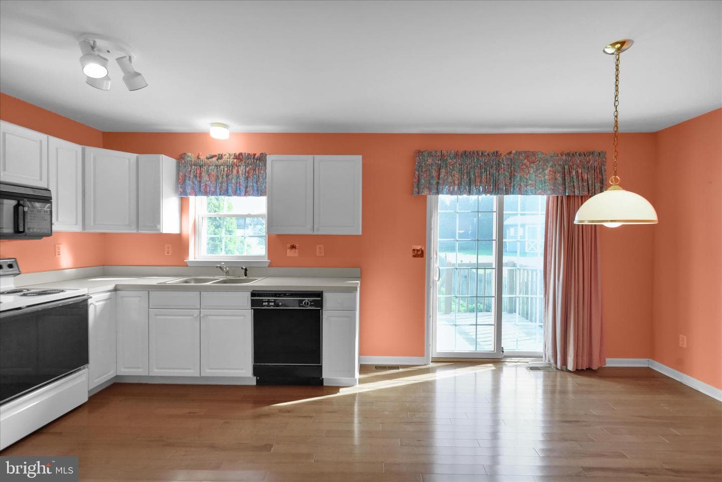 1107 Hampden Drive photo 11