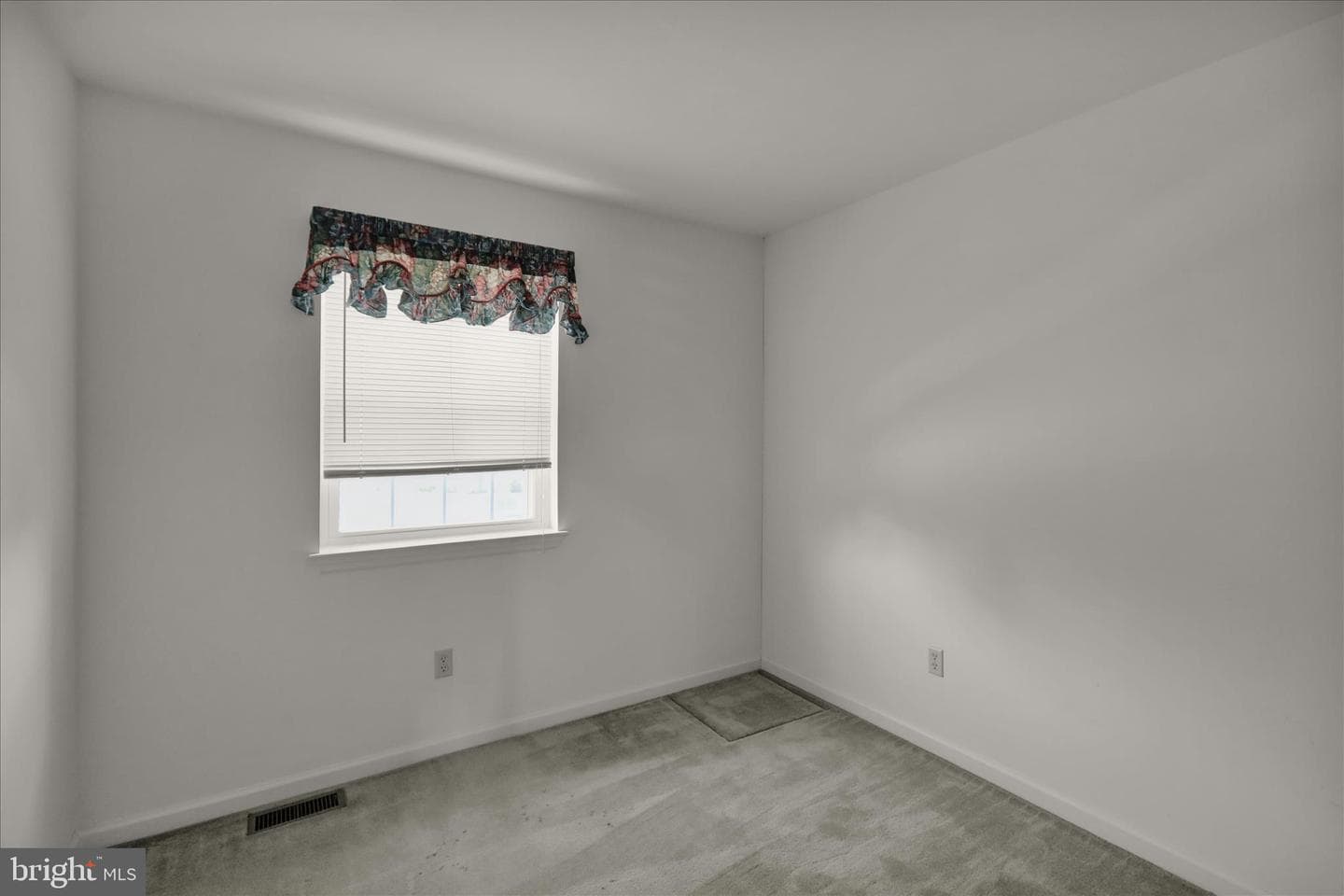 1107 Hampden Drive photo 22