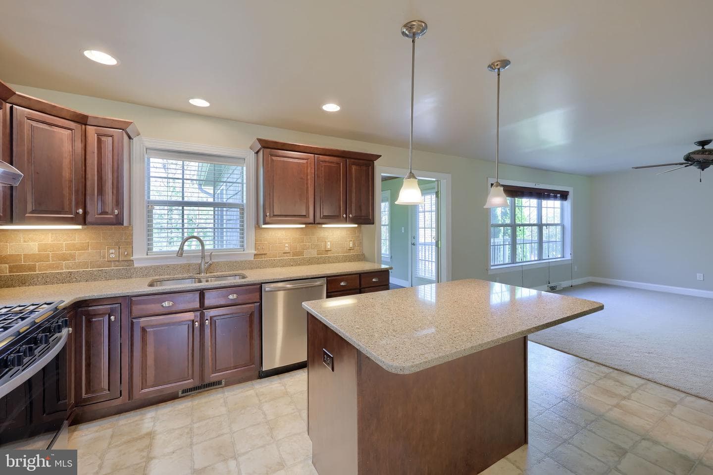 249 Steepbank Road photo 5
