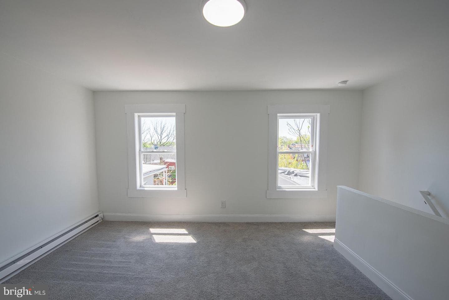676 Columbia Avenue photo 16