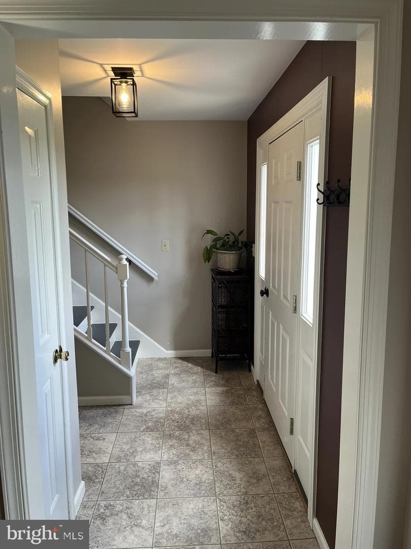 213 Tobacco Road photo 22