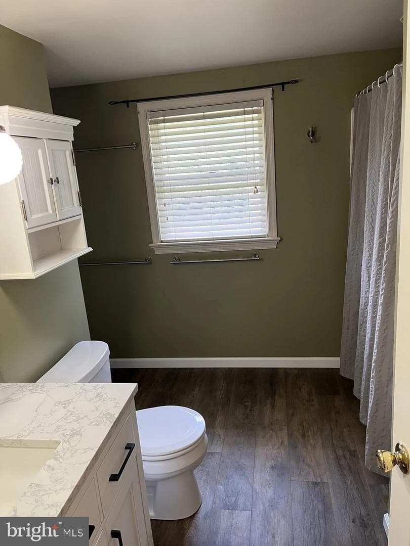 213 Tobacco Road photo 37