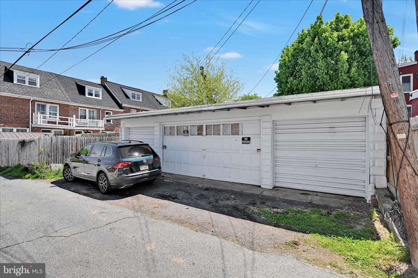 745 E Marion Street photo 28