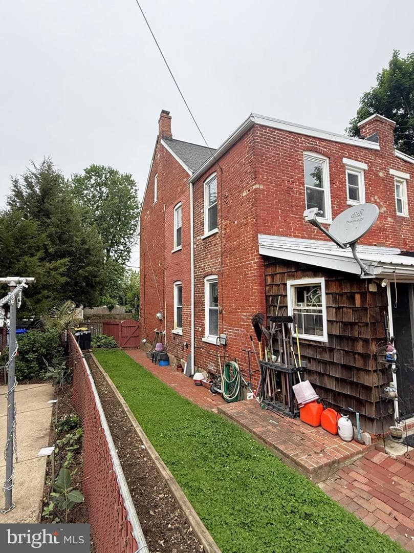 243 N Franklin Street photo 12