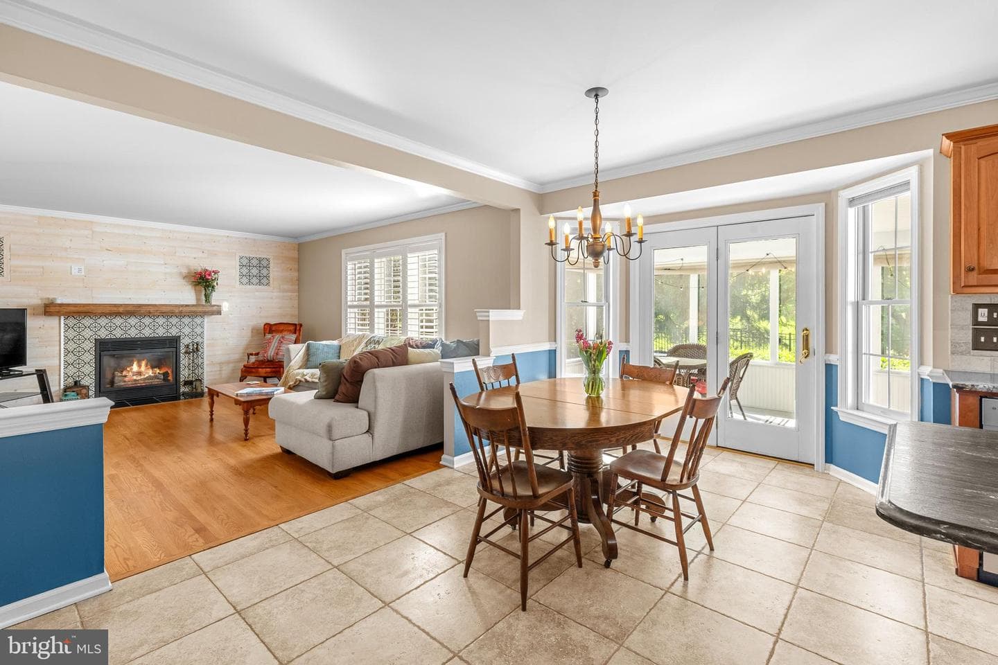 1358 Sylvan photo 17