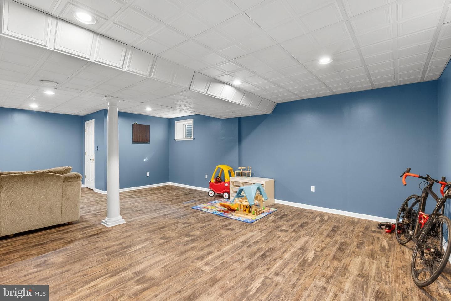 1358 Sylvan photo 58