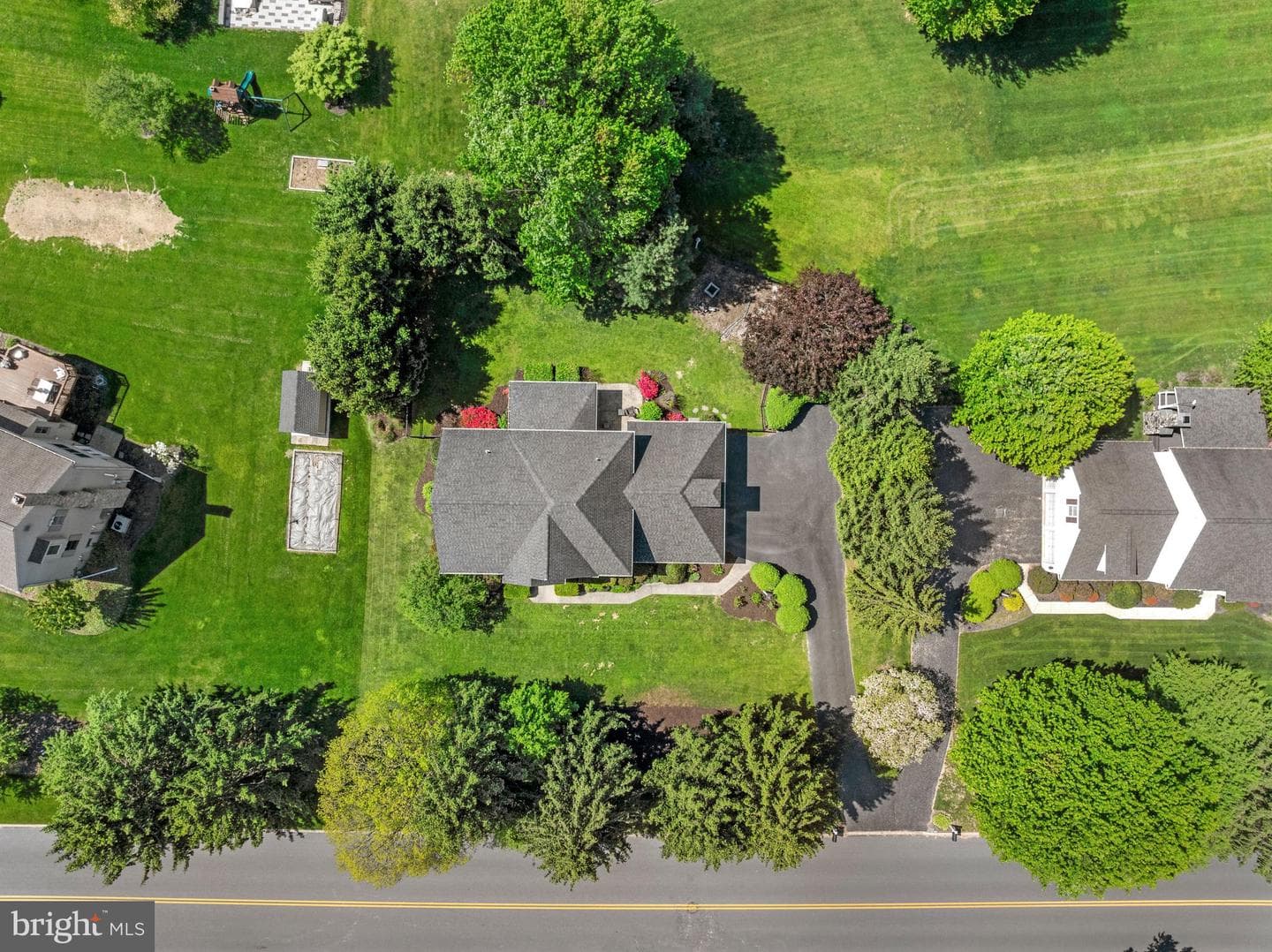 1358 Sylvan photo 70
