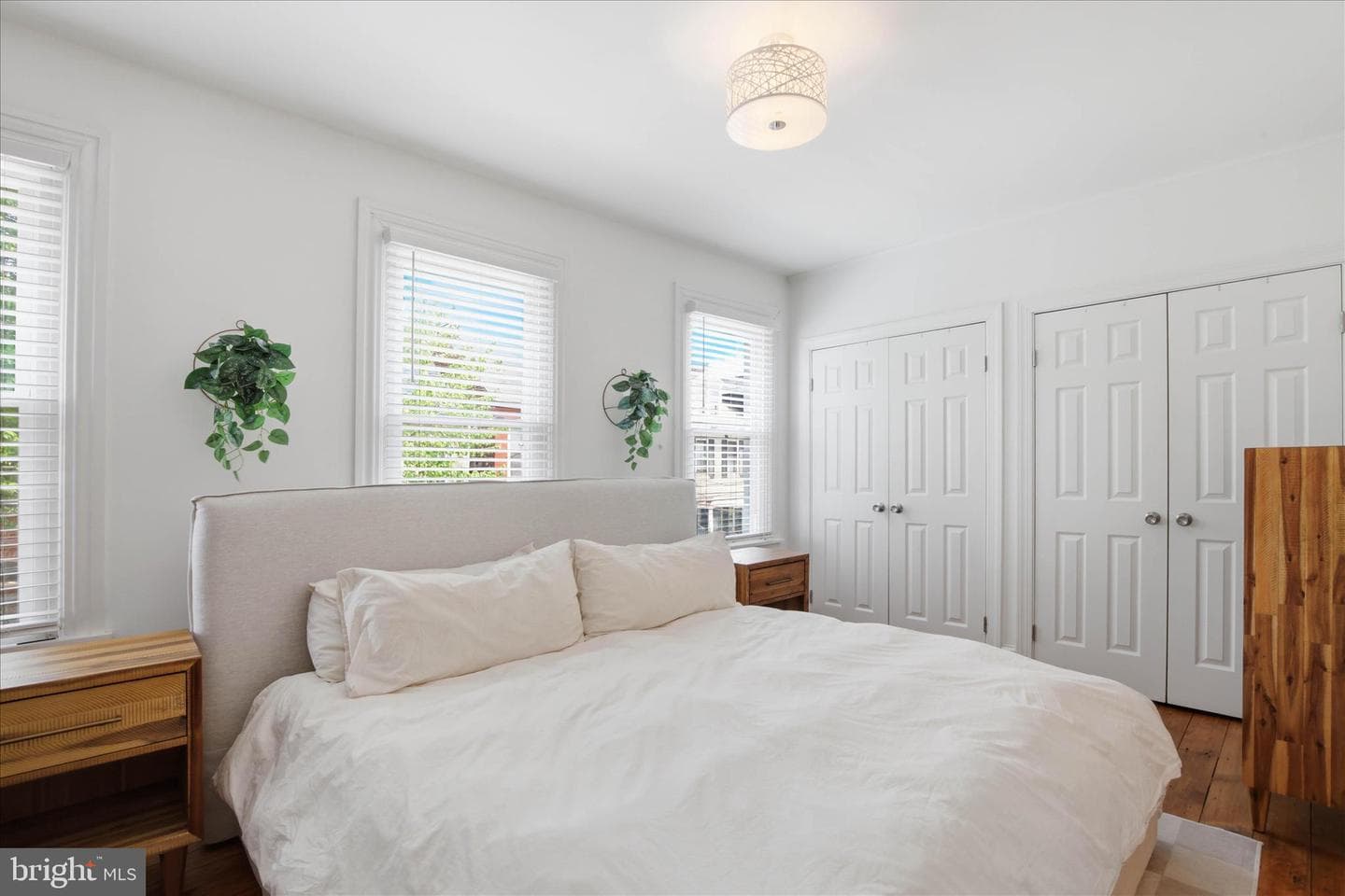 120 Nevin Street photo 18