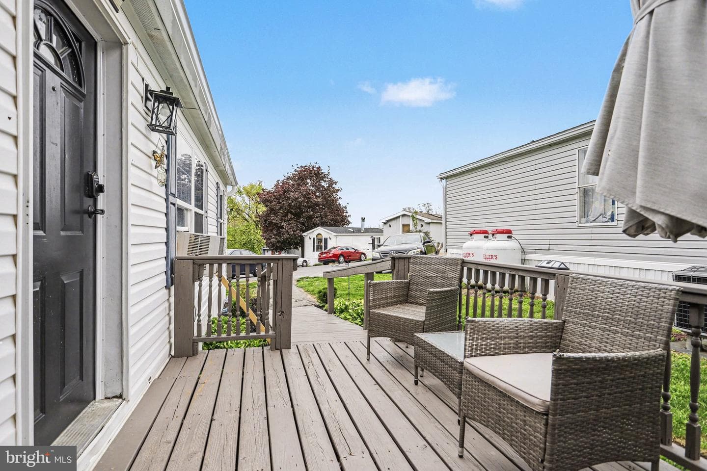 731 Primrose Lane photo 25