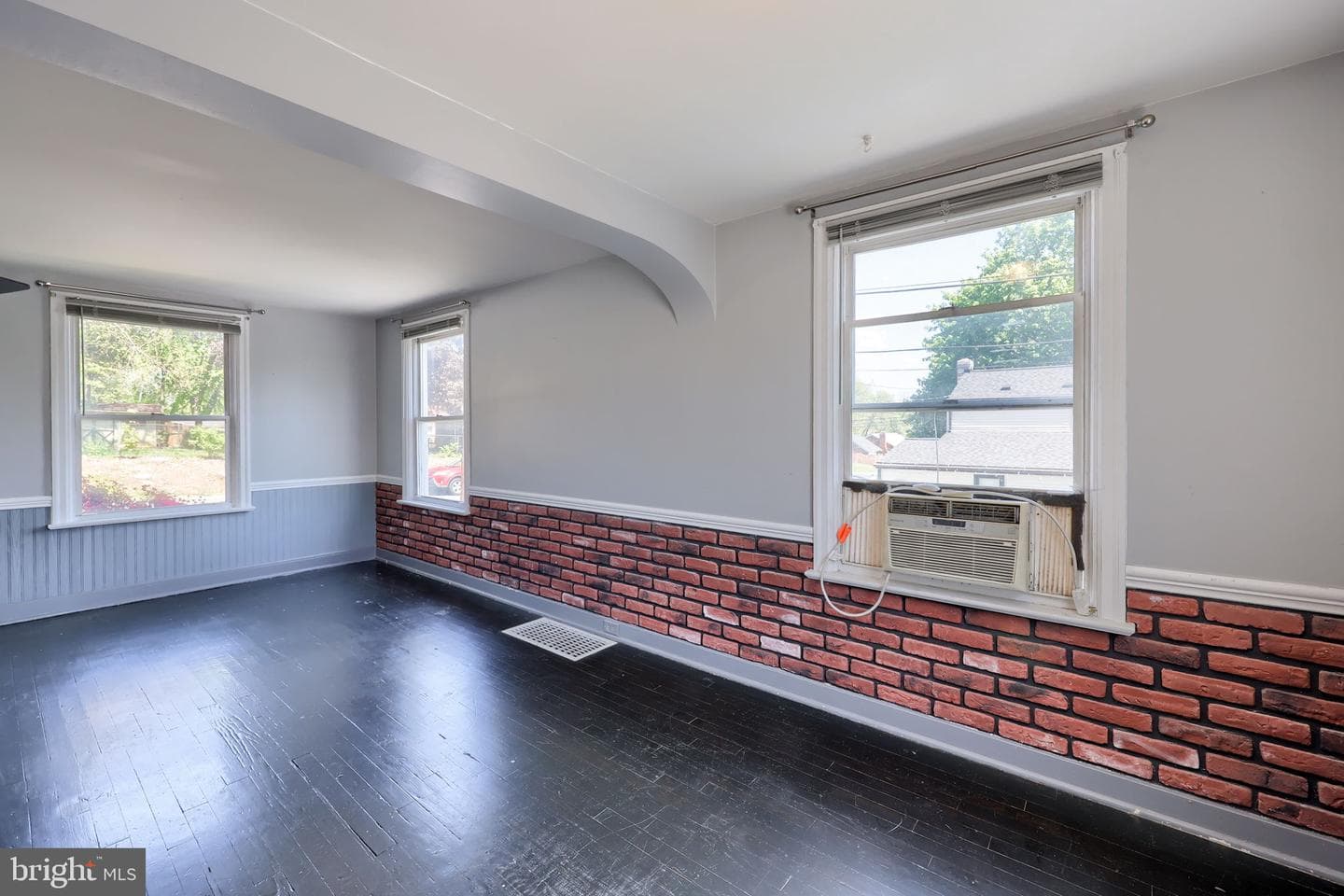 1310 Clark Street photo 13