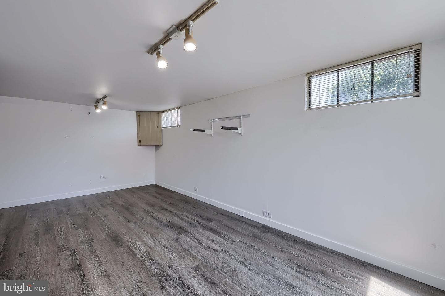 1310 Clark Street photo 27