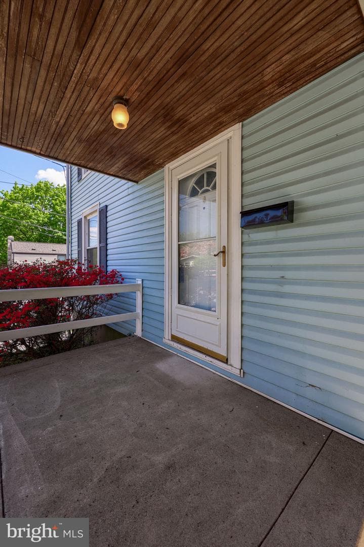 1310 Clark Street photo 5