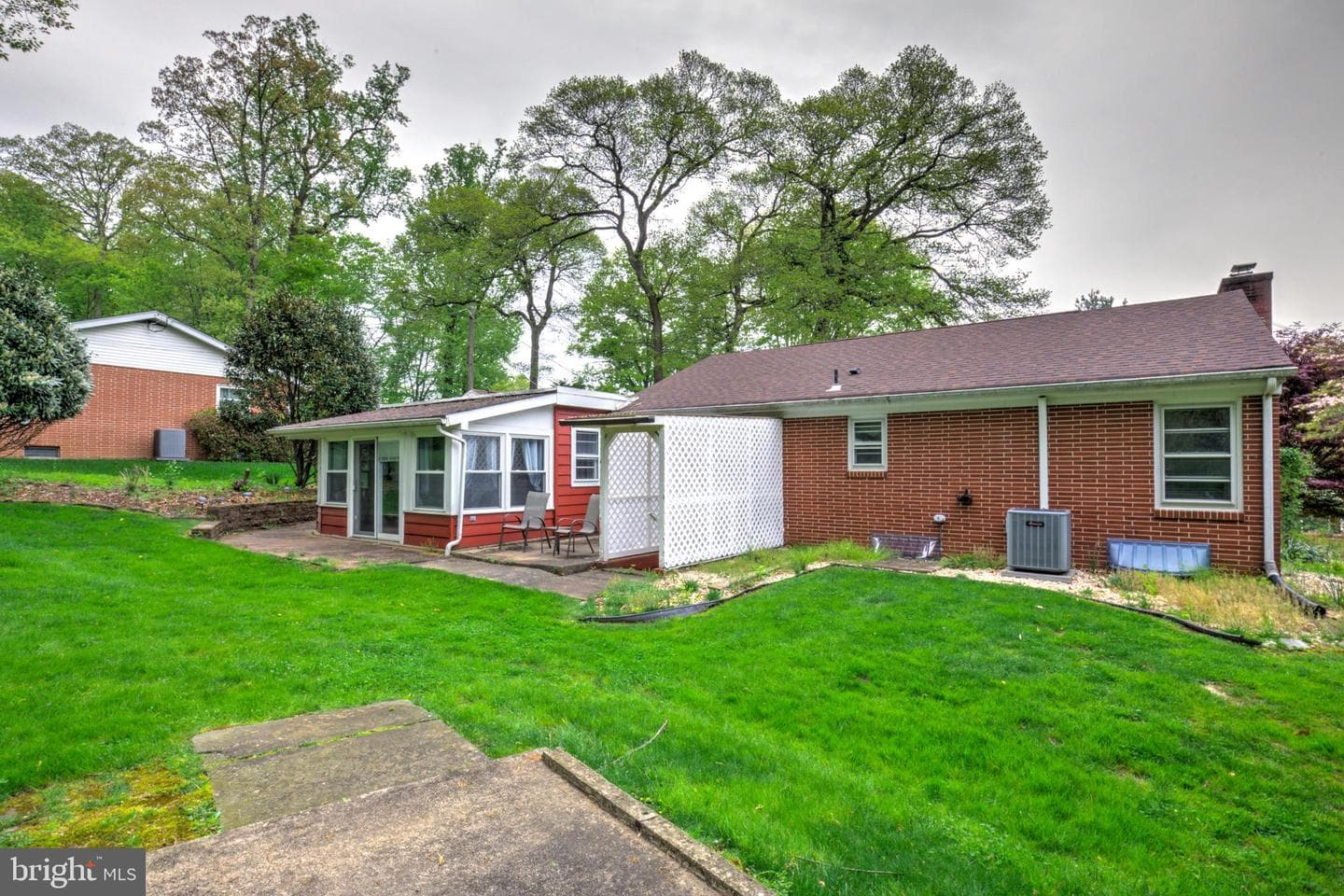 2584 Spring Valley Road photo 11