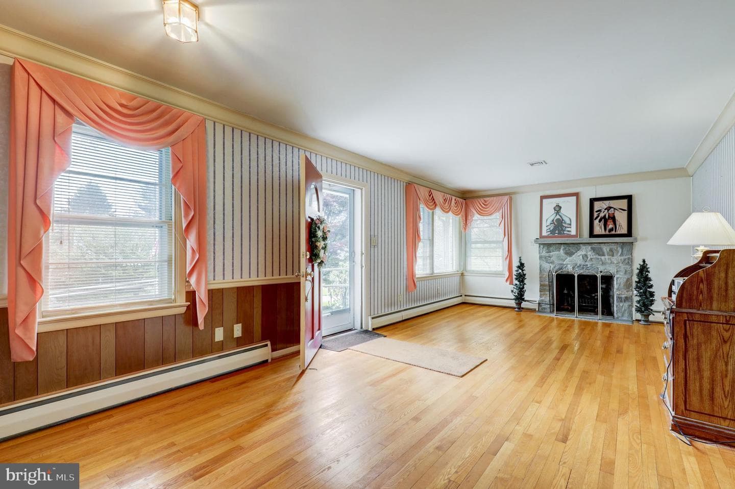 2584 Spring Valley Road photo 16