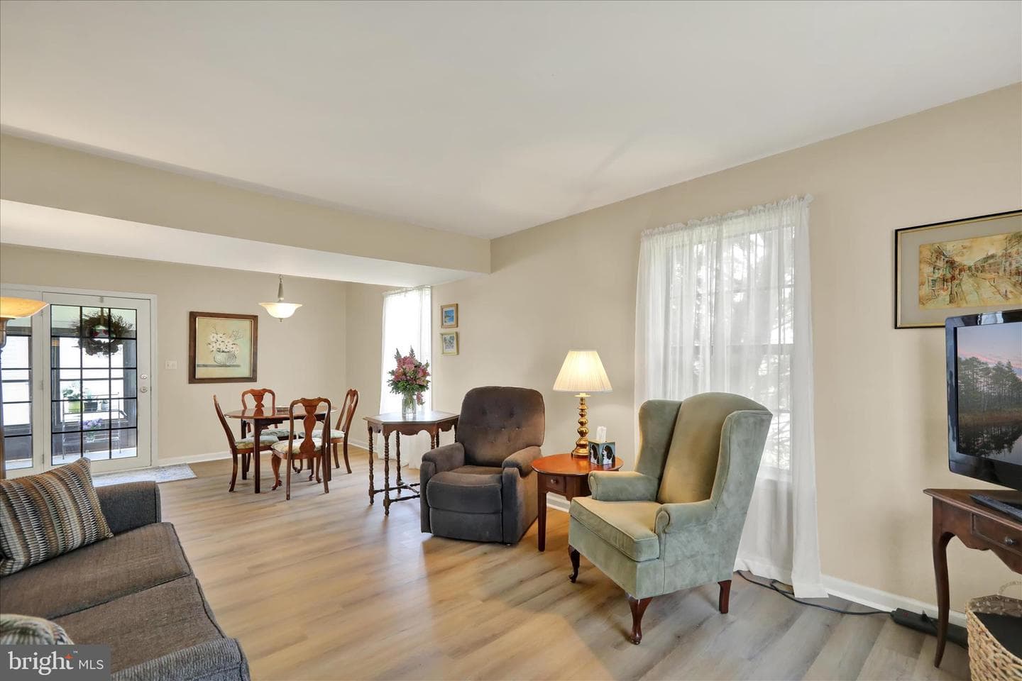 40 Carriage House Drive photo 5