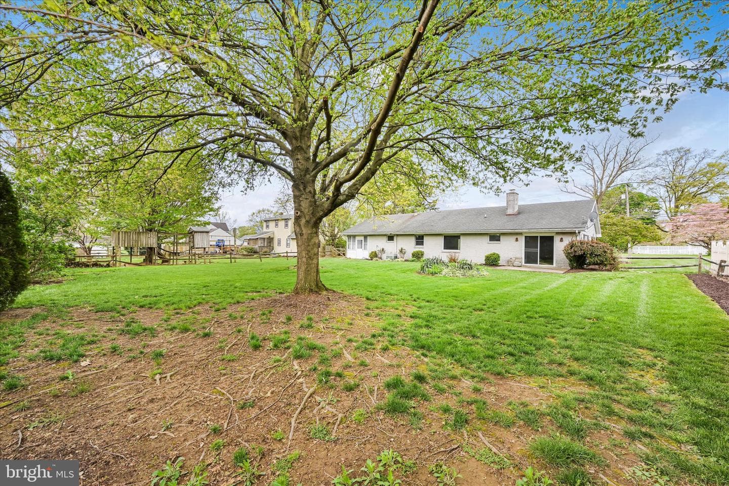 311 N Penryn Road photo 29