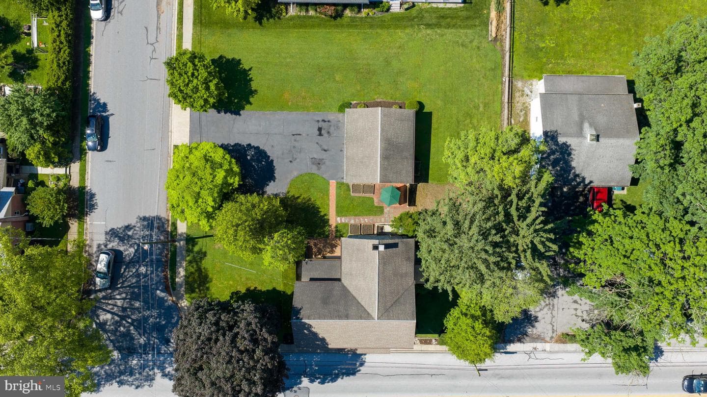326 Miller Street photo 78