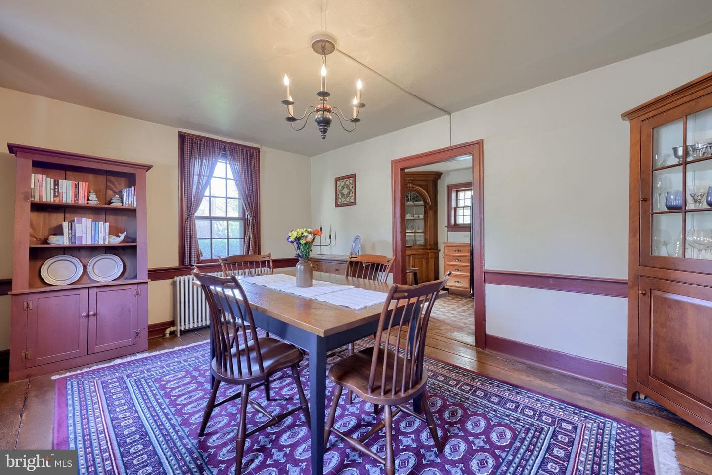 326 Miller Street photo 9