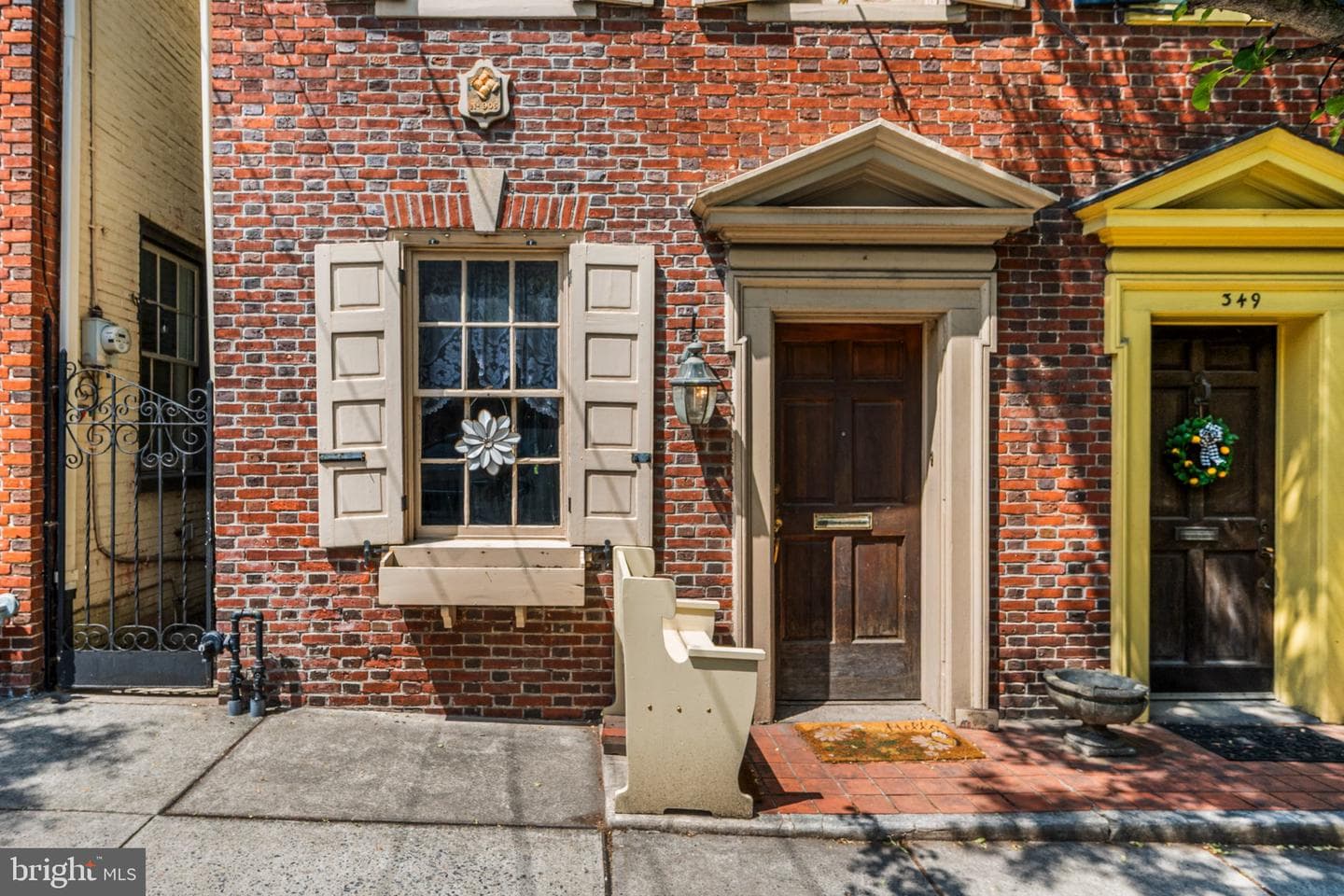 347 E Orange Street photo 2