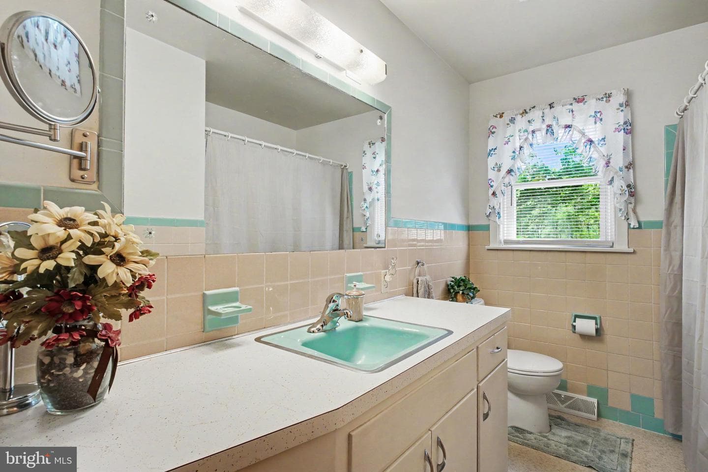 422 Westview Drive photo 15