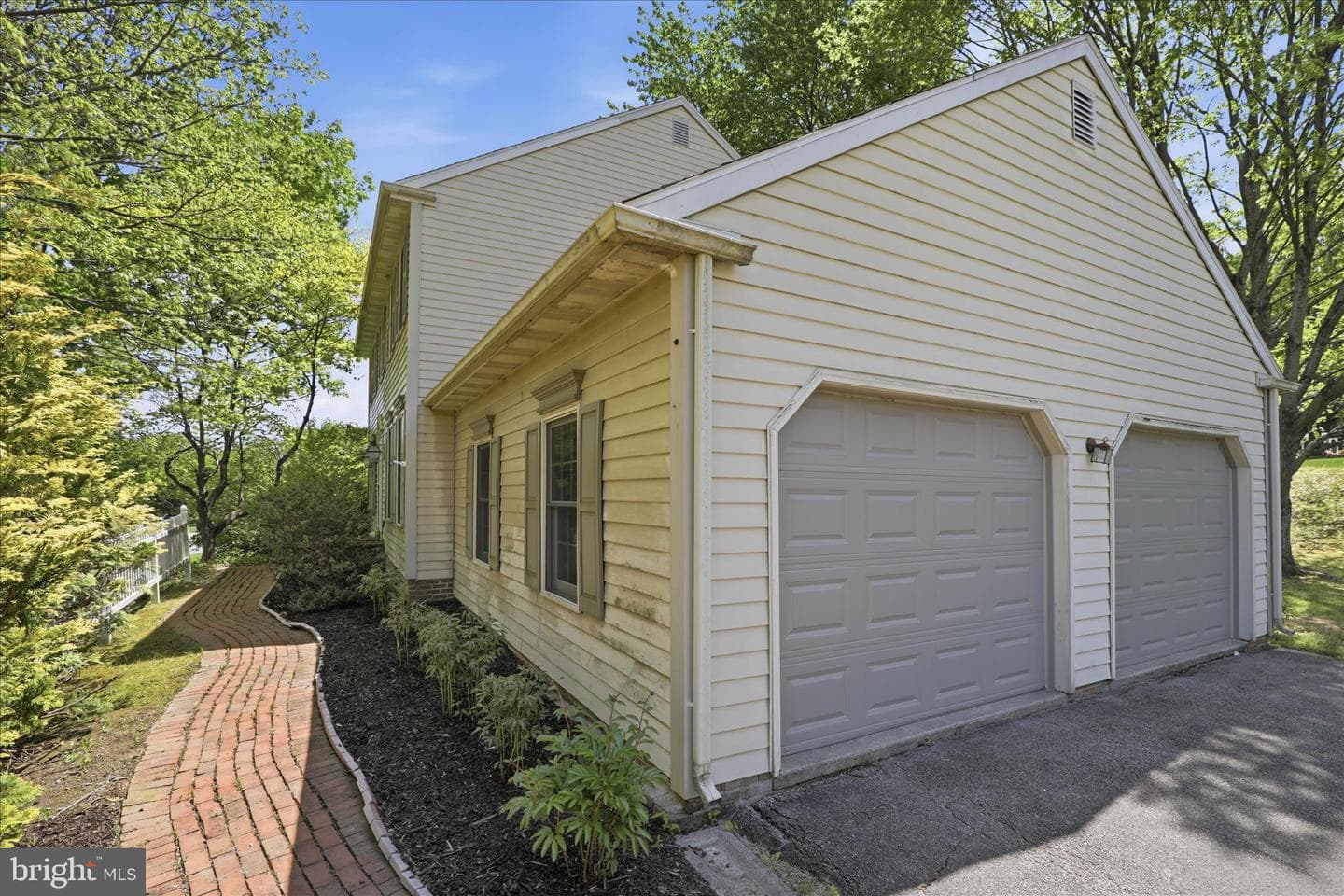 410 Cardinal Court photo 42