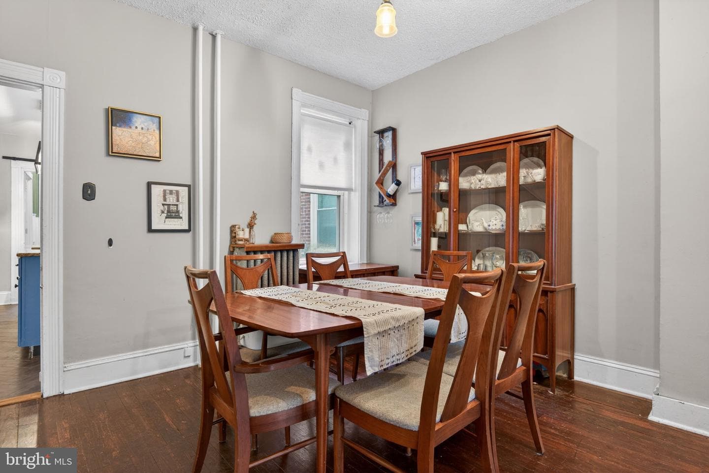 336 E Clay Street photo 9