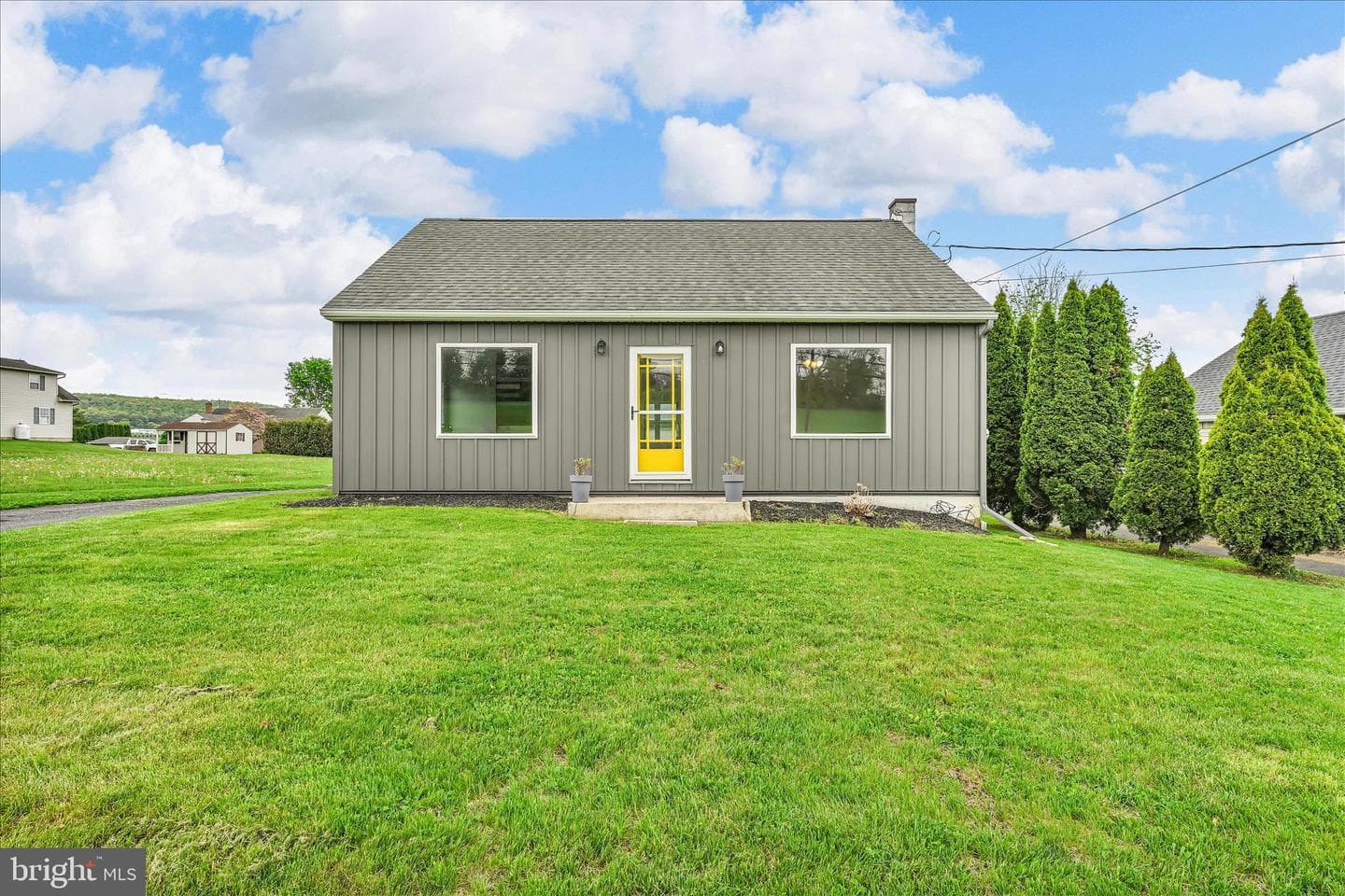 4381 Division Highway, East Earl