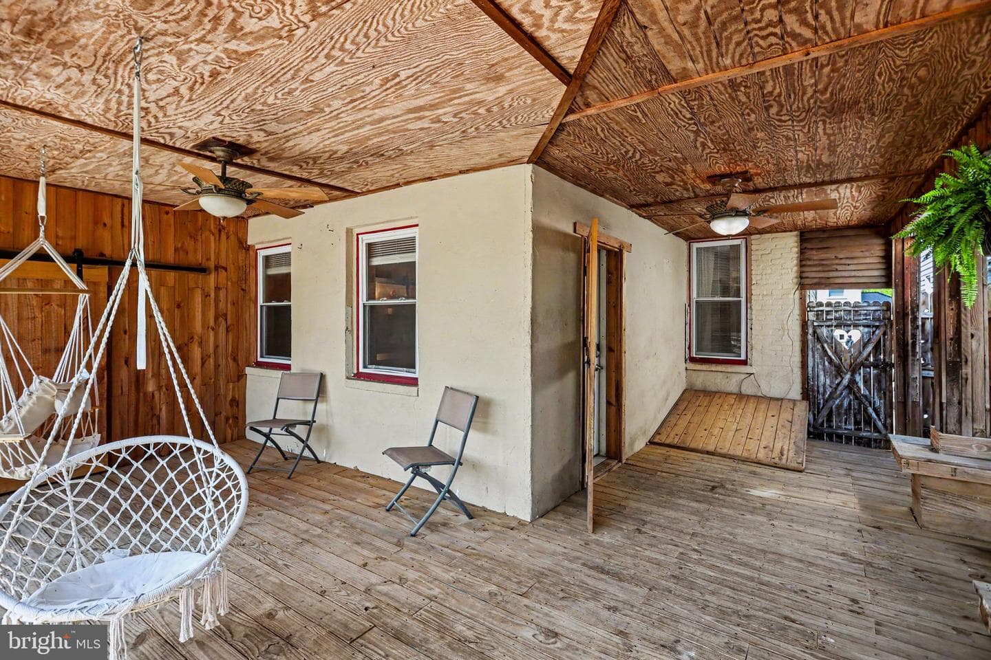 450 Manor Street photo 20
