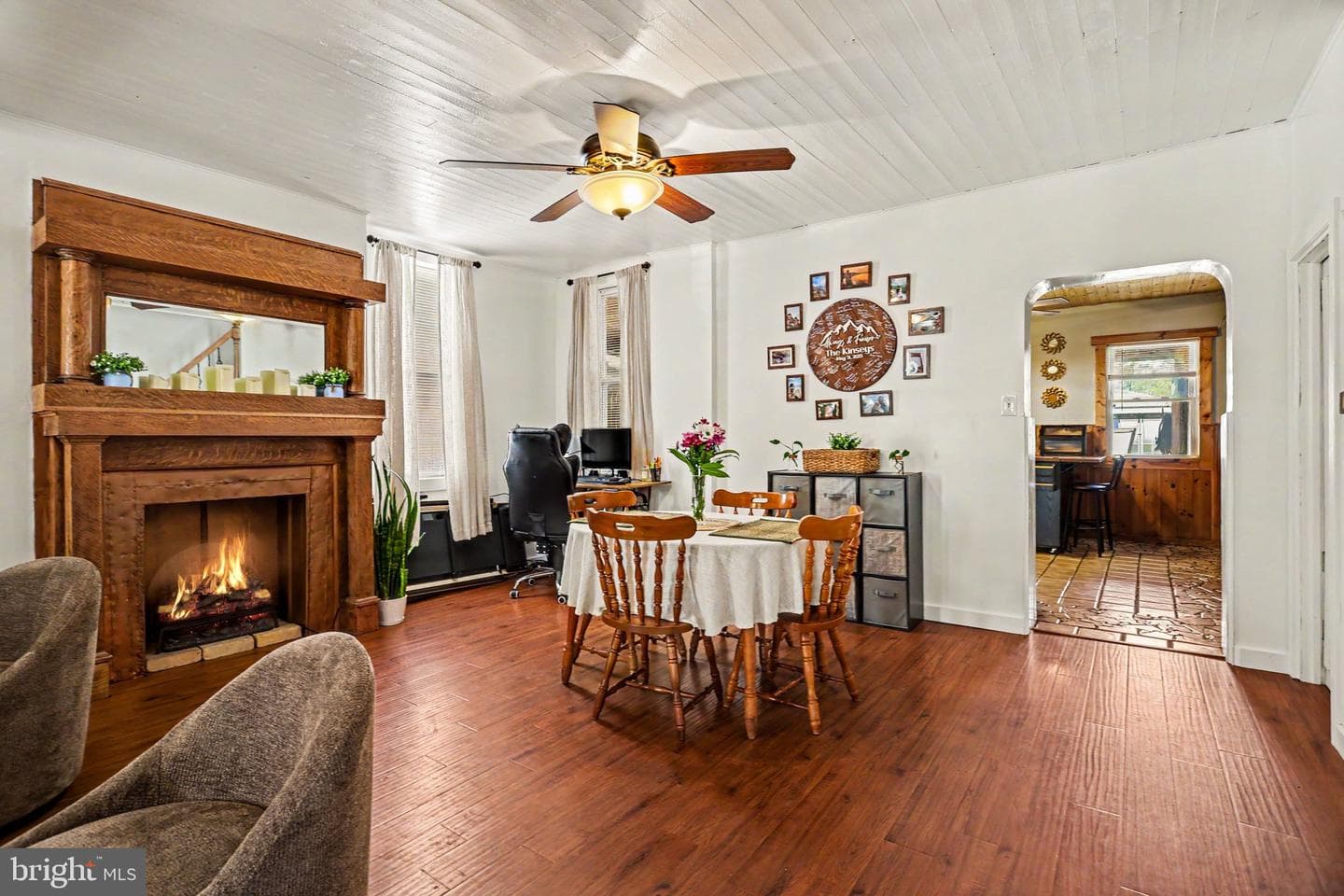 450 Manor Street photo 9