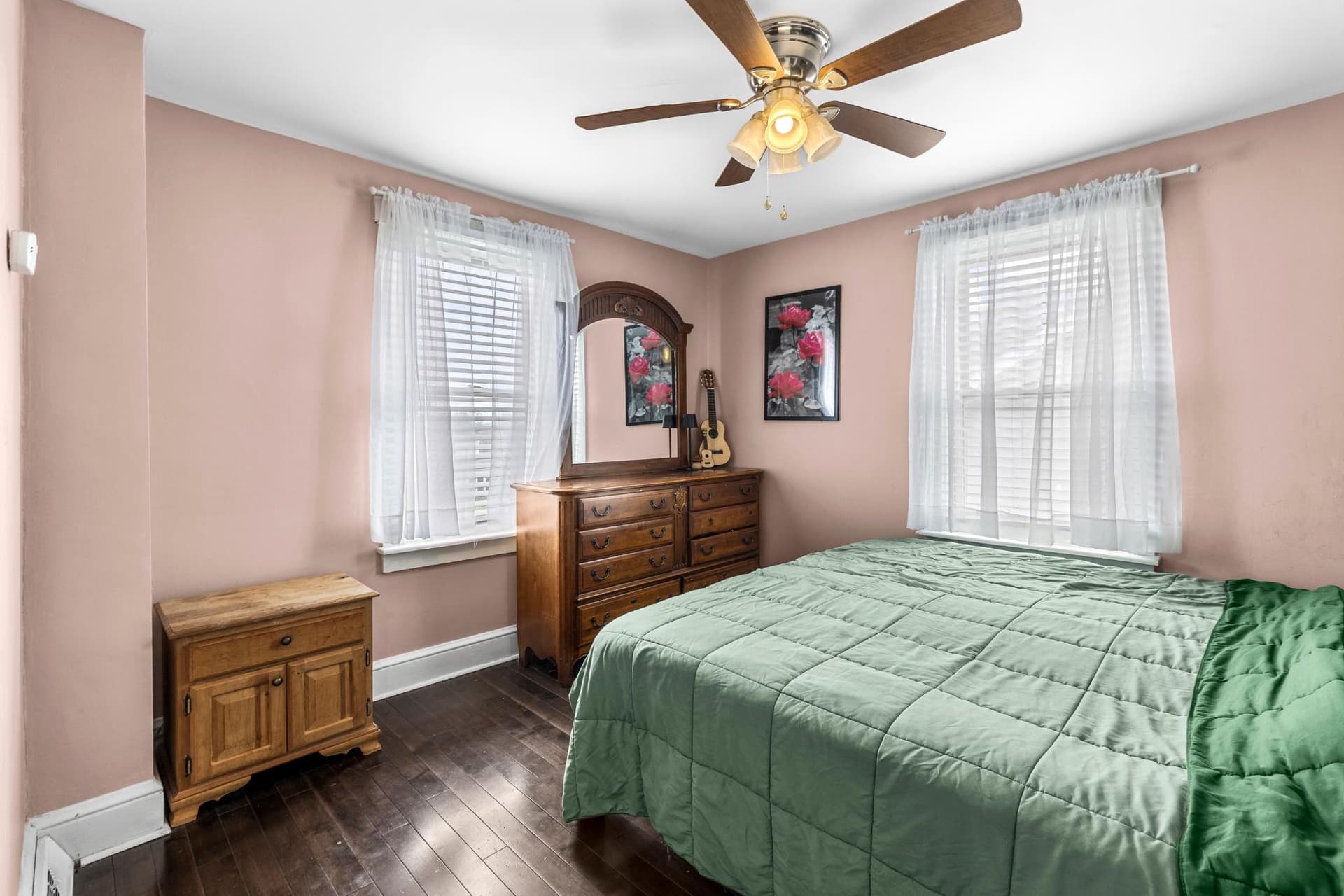 250 E Jackson Street photo 14