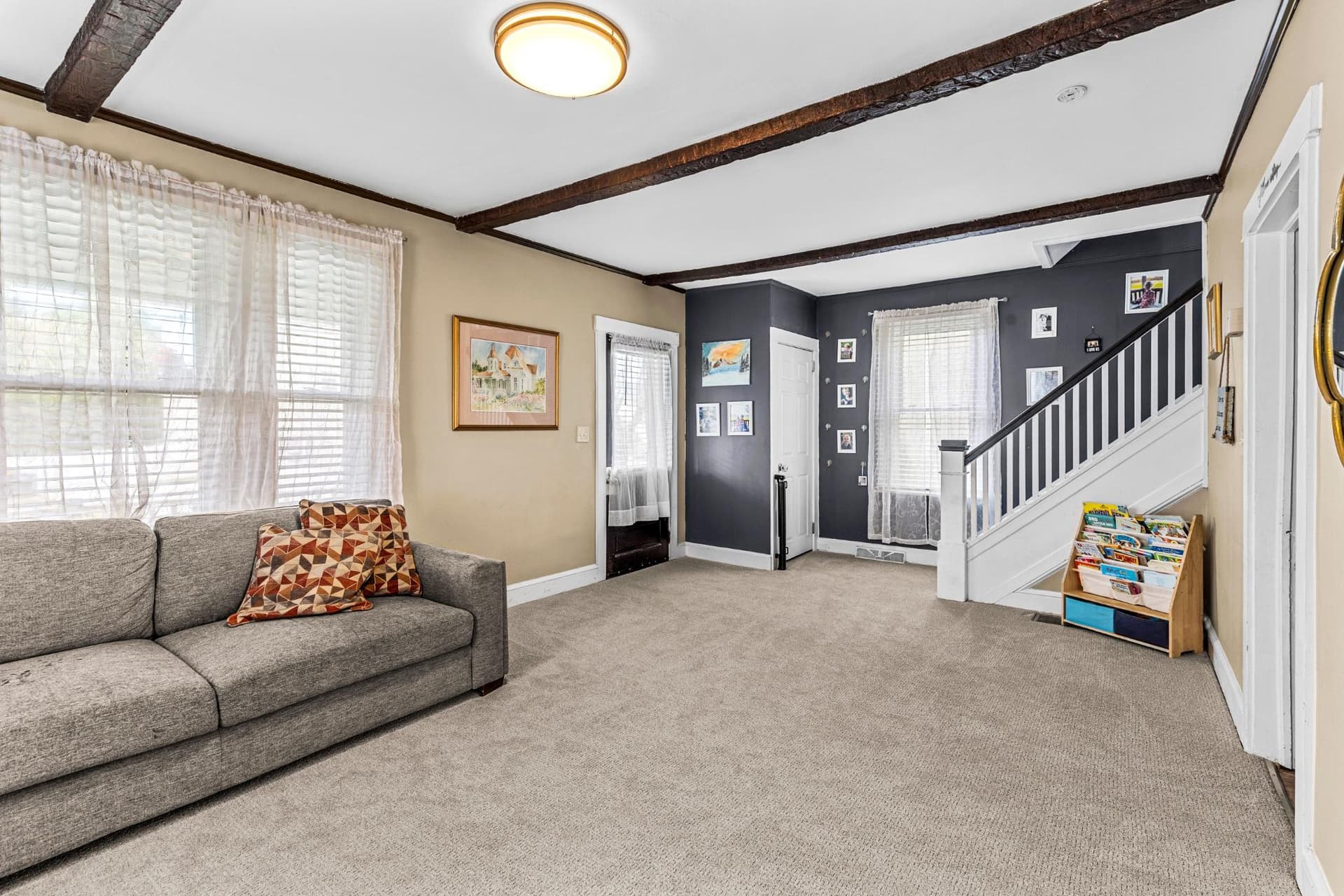 250 E Jackson Street photo 6