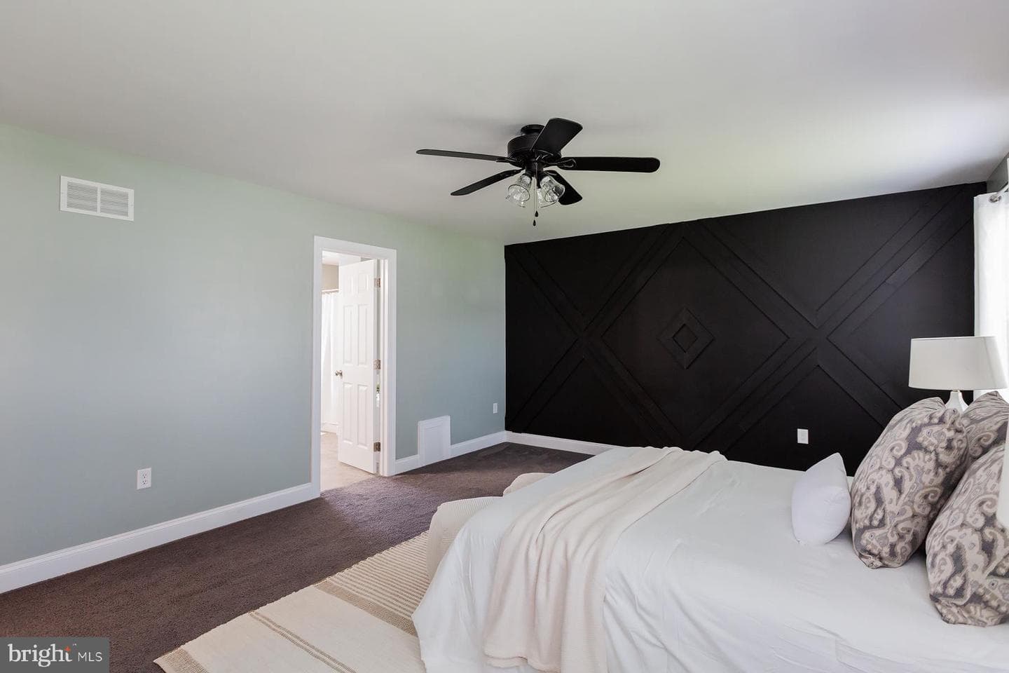 24 Amber Lane photo 64